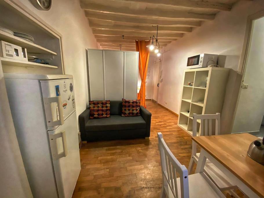 Casa Uberto Apartment โรม ภายนอก รูปภาพ