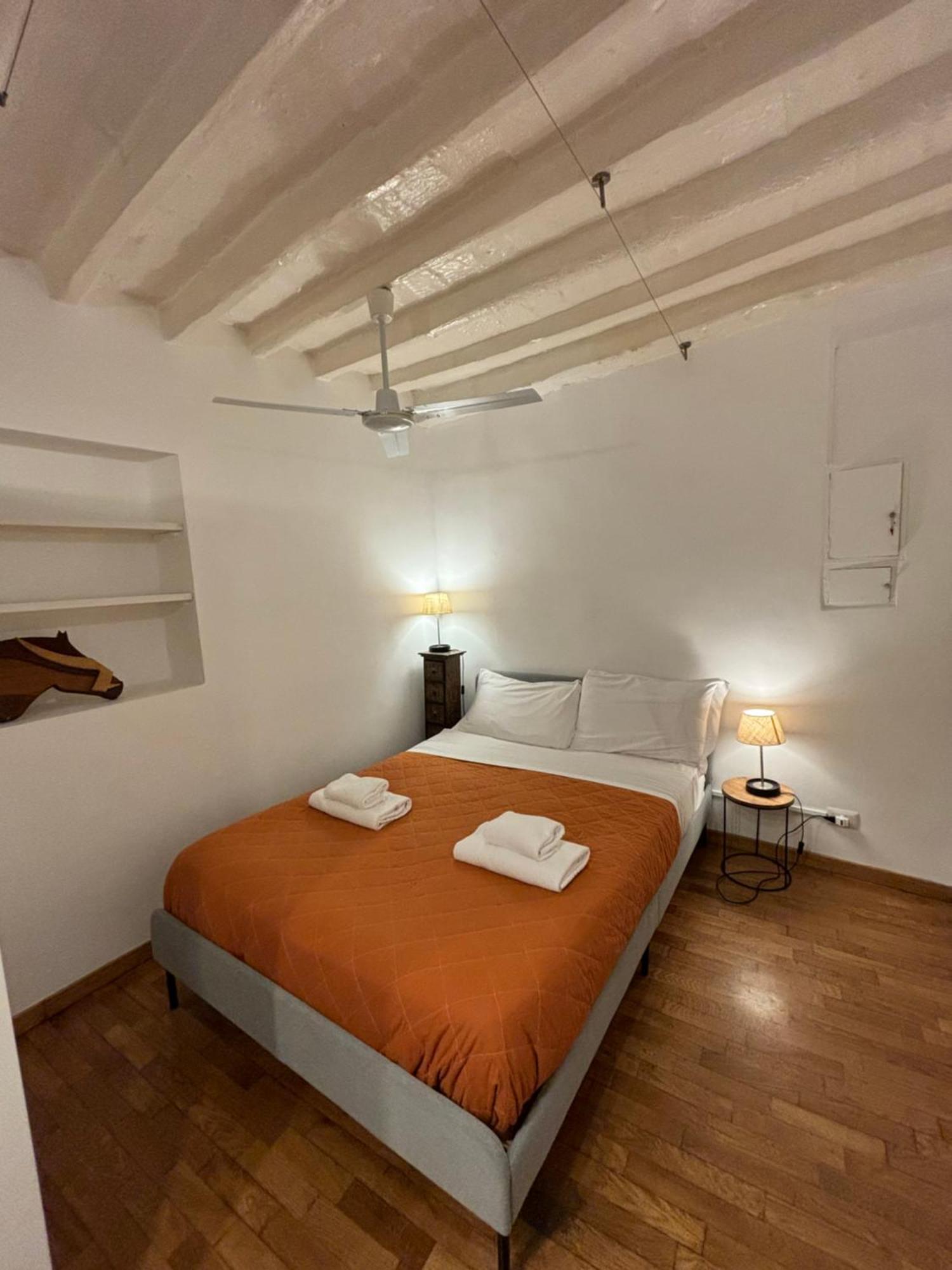 Casa Uberto Apartment โรม ภายนอก รูปภาพ